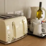 The House - Quiet, Dog Friendly, By The Lake, Free Parking Bowness-on-Windermere