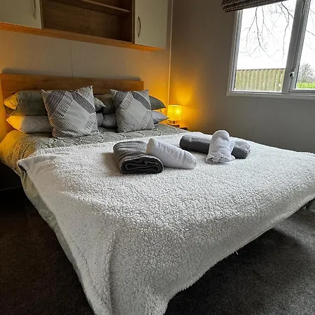 بيت للعطل The House - Dog Friendly Lakeside Cabin, 1 Min To Windermere, *
