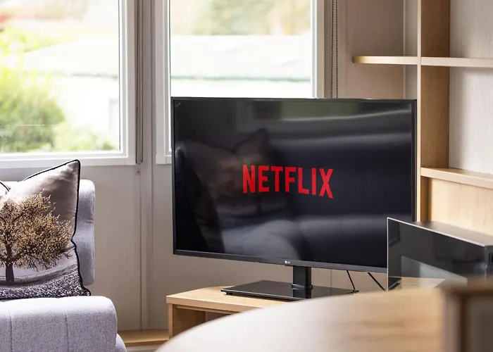 The House - Quiet, Dog Friendly, By The Lake, Free Parking Bowness-on-Windermere