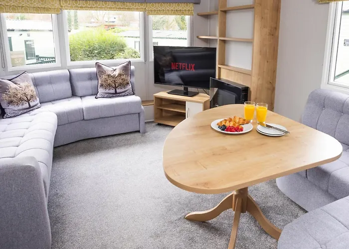 The House - Quiet, Dog Friendly, By The Lake, Free Parking Bowness-on-Windermere